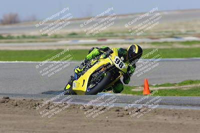 media/Feb-10-2023-TrackDaz (Fri) [[827c11d241]]/Club Racers/11am (Sunset)/